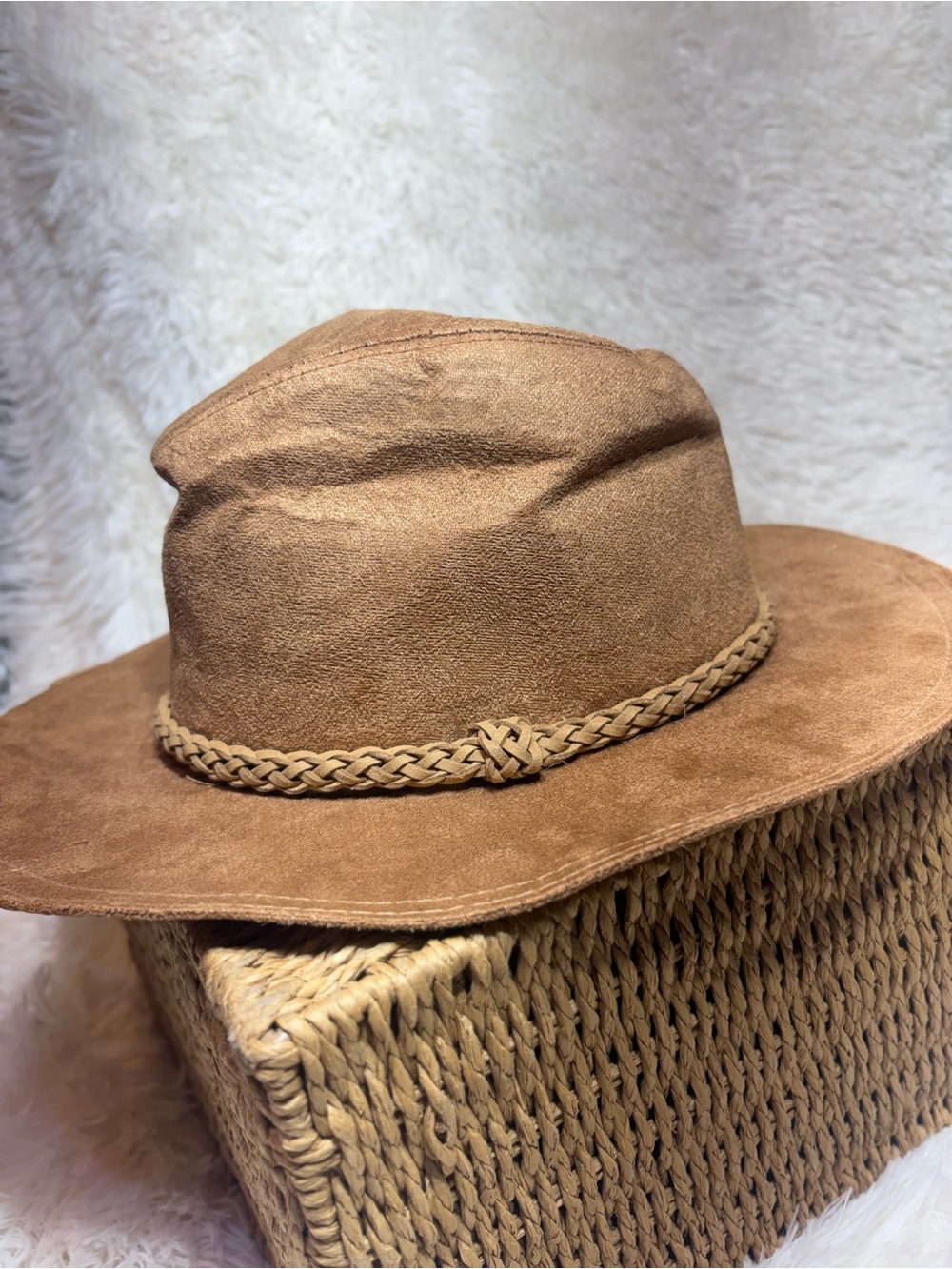 Brown Faux Suede Outback Hat Braided Band Fedora Cowboy Size Medium/Large